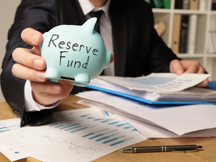 reserve fund on a piggy bank | hoa reserves