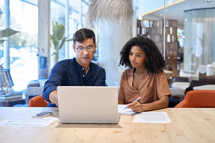 showing a laptop | hoa website cost